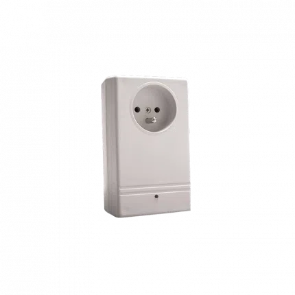 Prise connectée LoRaWAN Watteco Smart Plug avec relais 16 A, version Europe