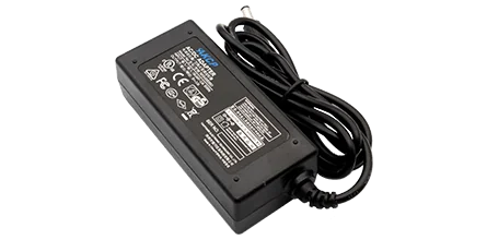 Bloc d'alimentation secteur AKCP 5AVAC3 5 V 3 A avec entrée IEC Bloc d'alimentation secteur AKCP 5AVAC3 5 V 3 A avec entrée IEC