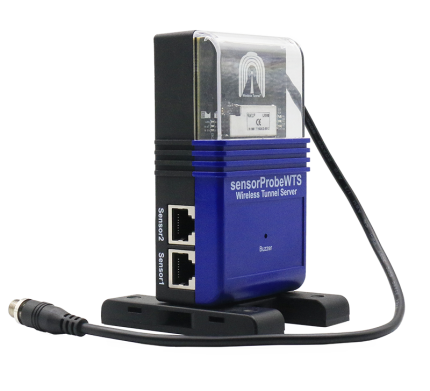 Passerelle AKCP SP-WTS Wireless Tunnel Server sur son support, ports capteurs en façade