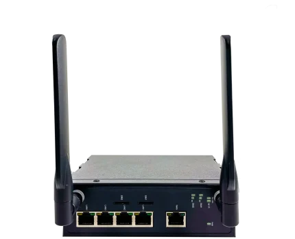 Routeur Wi-Fi mesh industriel ATOP AWR5805 avec deux antennes et cinq ports RJ45