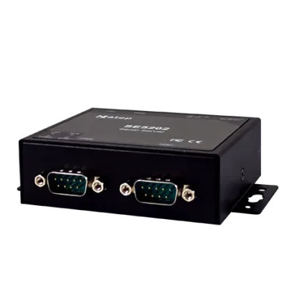 Serveur de ports série ATOP SE5202 avec deux connecteurs DB9, vue de trois quarts