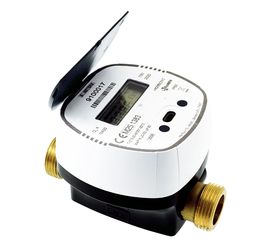 Compteur d'eau à ultrasons B METERS HYDROSONIC, afficheur LCD et couvercle ouvert Compteur d'eau à ultrasons B METERS HYDROSONIC, afficheur LCD et couvercle ouvert