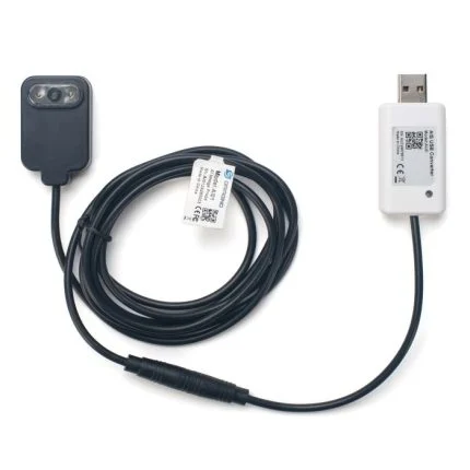 Sonde caméra Dragino AI01 sur câble reliée à l'adaptateur USB de configuration AUC