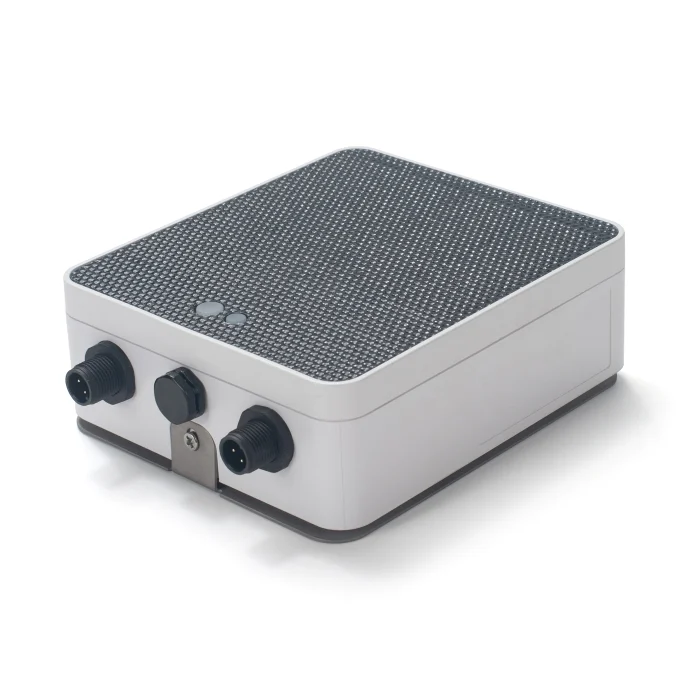 Dragino SVC01-LS2 vu de trois quarts avec ses trois connecteurs étanches et antenne