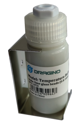 Flacon tampon Dragino Temperature Buffer posé dans son support métallique