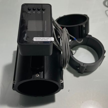 Compteur d'énergie thermique Gentos pFlow E3RO avec ses deux sondes PT1000 à collier