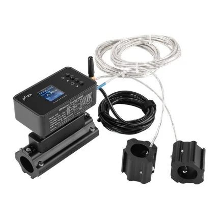 Compteur d'énergie thermique à ultrasons Gentos pFlow E3R avec antenne LoRa et sondes PT1000 à collier
