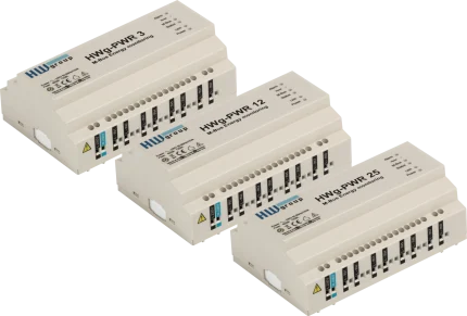 Passerelles M-Bus HWgroup HWg-PWR 3, 12 et 25 côte à côte sur fond blanc