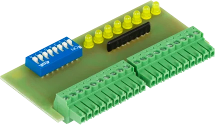 Carte de test HWgroup I/O Controller 2 avec interrupteurs DIP, voyants et borniers verts