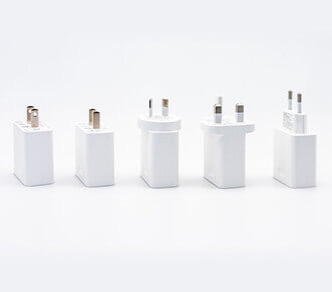 Adaptateurs secteur USB-C Milesight pour passerelle UG56, prises de plusieurs pays
